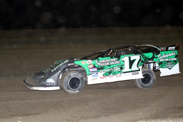 2016 A 17 TYLER LAMBERT 722.jpg