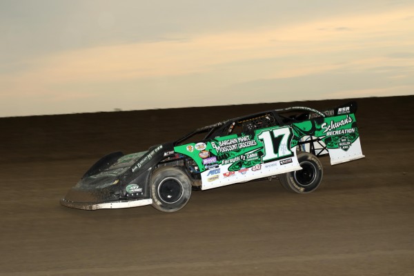 2016 A 17 TYLER LAMBERT 722B.jpg