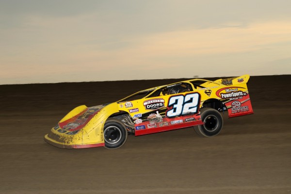 2016 A 32 PAT WEISGRAM 722A.jpg