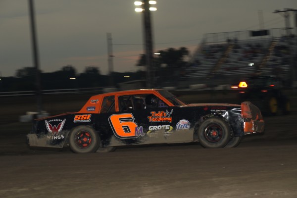 2016 B 6 JAMIE MOULSOFF 722.jpg