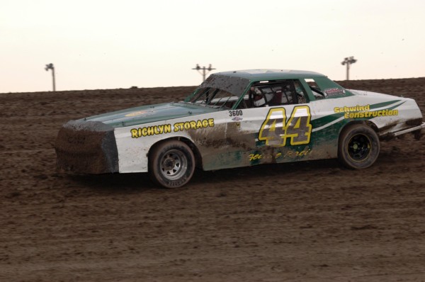 2016 B 44 AUSTIN GEIGLE 722.jpg