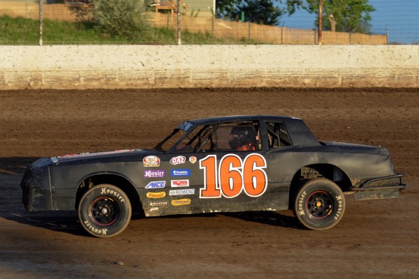 2016 ST 166 JAMES STANDS 527.jpg