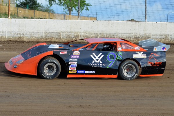2016 A 9 JASON SKOVLY 527.jpg