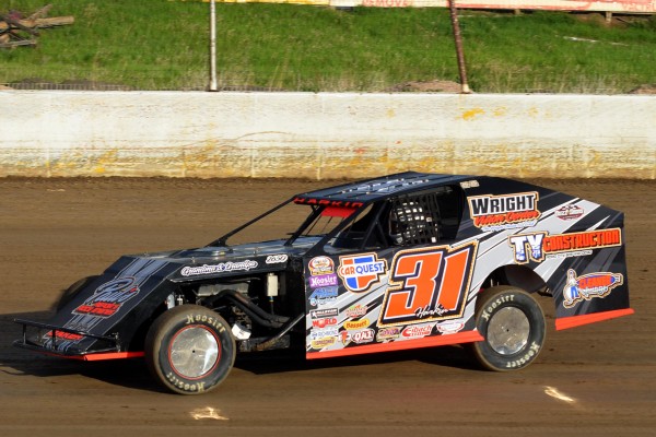2016 MW 31 KYLE HARKIN 527A.jpg