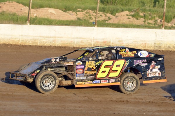 2016 MW 69 BRITT WILLIAMS 63A.jpg