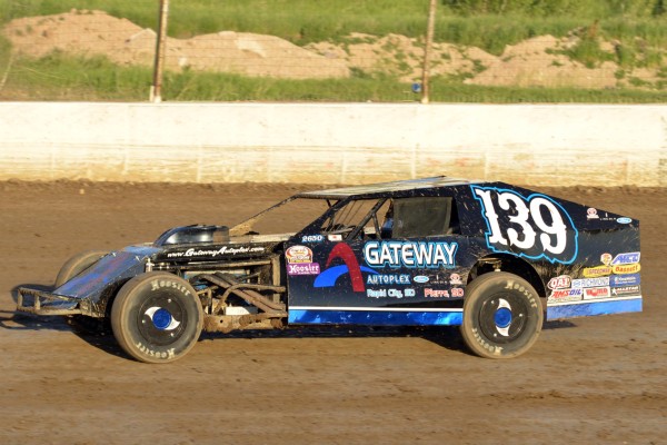 2016 MW 139 RYAN FEATHERSTONE 63.jpg
