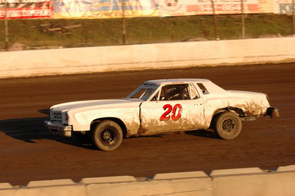2016 B 20 ROGER FEATHERSTONE 729A.jpg