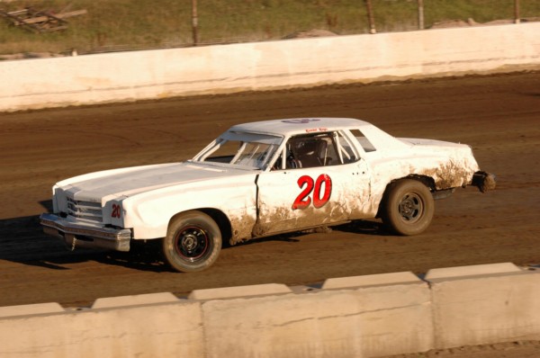 2016 B 20 ROGER FEATHERSTONE 729B.jpg