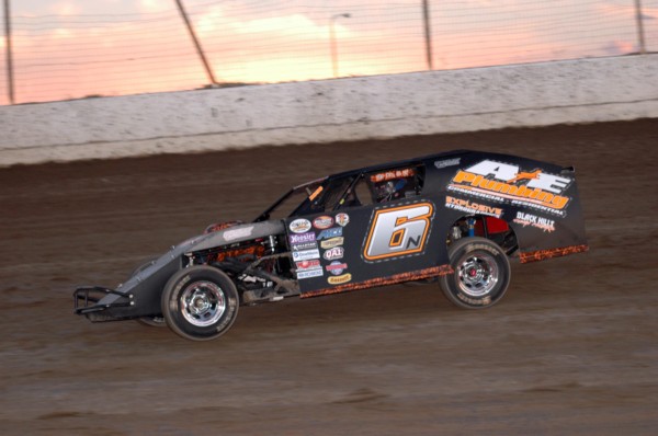 2016 MW 6 JAMIE NEUMILLER 729B.jpg