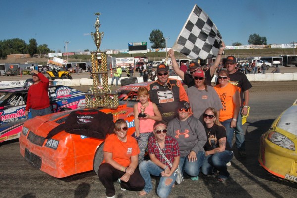 2016 X WINNER-TROY MURNER AND CREW 820.jpg