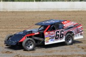 2016 MW 66 MARK BRAVE 820.jpg