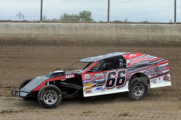 2016 MW 66 MARK BRAVE 515B.jpg