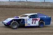 2016 MW 77 NICK KIRCHHEVEL 515A.jpg