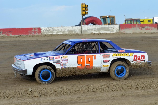 2016 B 99 DENNIS TORRES 73.jpg