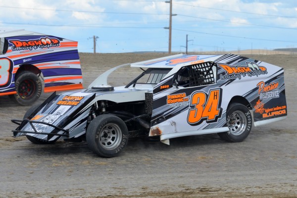 2016 M 34 ROB HOFFMAN 58.jpg