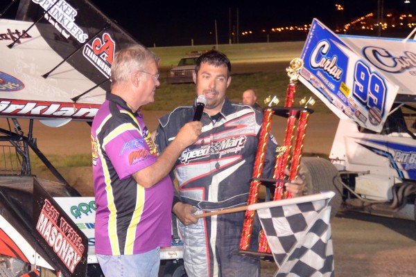 2016 XX WINNERS-GARY CHATTING WITH TREVOR 64.jpg