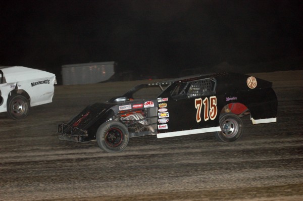2016 M 715 JOSH ROBINETT 64A.jpg