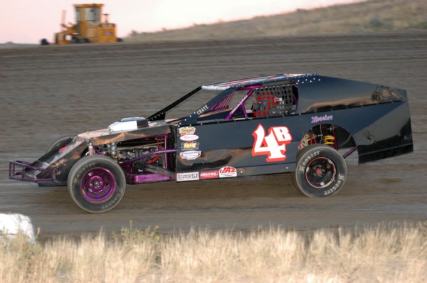 2016 M 4 NATE BEACHAM 730B.jpg
