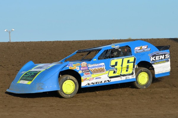 2017 SS 36 TYLER ANGLIN 77A.jpg