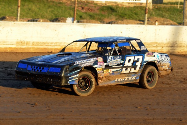 2017 ST 83 MARK IYOTTE 512A.jpg