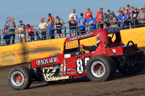 2017 V 85 ROGER SAATHOFF 79A.jpg