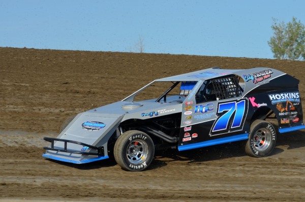2017 M 71 JESSIE HOSKINS 78A.jpg