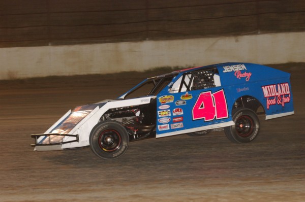 2017 M 41 TONY LEIKER 930A.jpg