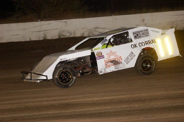 2017 MW 11 KELLY LEEPER 929B.jpg