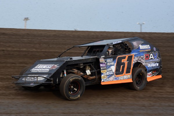 2018 MW 61 ZACH LAQUA 83A.jpg
