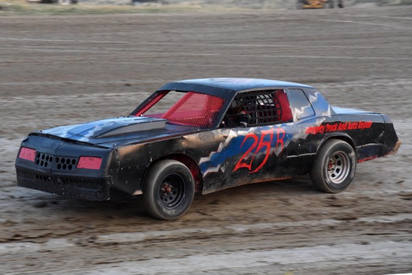 2018 B 25 RICK WEIGHT 831B.jpg