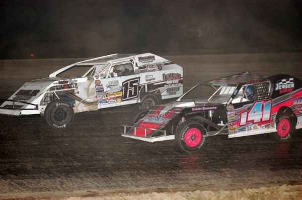 2018 X MW PROVEN WINNERS DUKING IT OUT 92.jpg