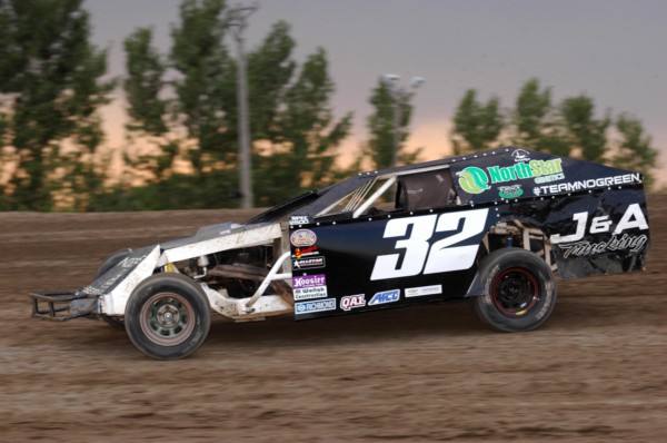 2018 MW 32 LINDSEY HANSEN 84A.jpg