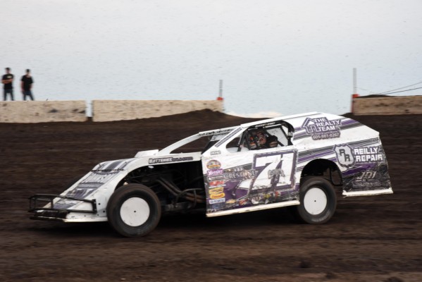 2018 MW 71 TANNER ZWEIFEL 85A.jpg