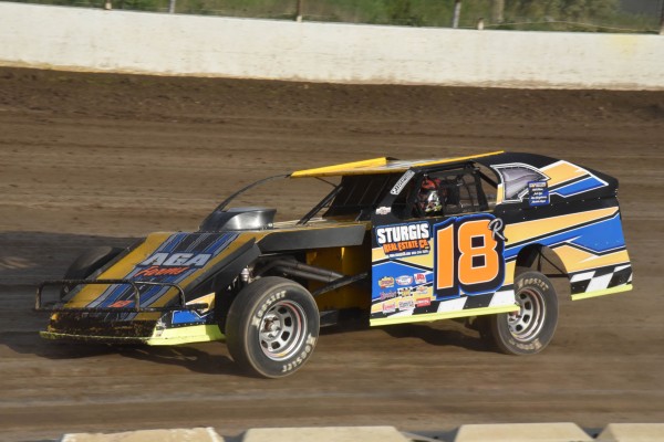 2019 M 18 KEVIN AGA 621.jpg