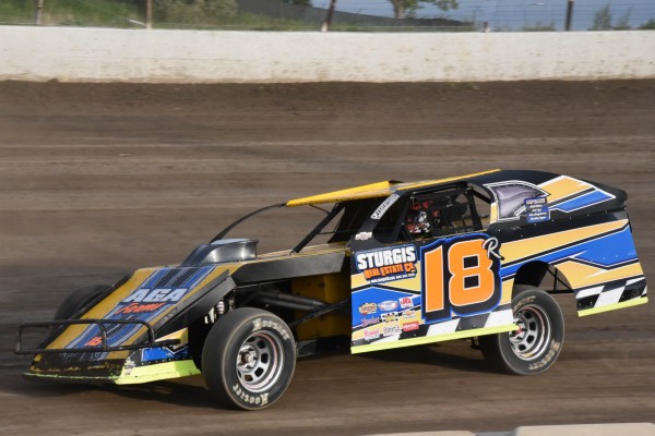 2019 M 18 KEVIN AGA 621A.jpg
