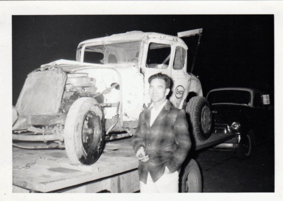 1964 12 JIM LOWELL.jpg
