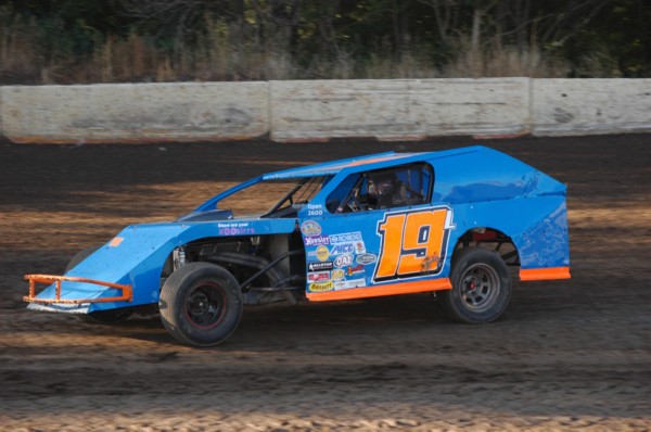 2019 MW 19 TYLER MCFARLAND 811A.jpg
