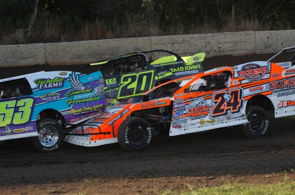 2019 X M GETTING CLOSE 811.jpg