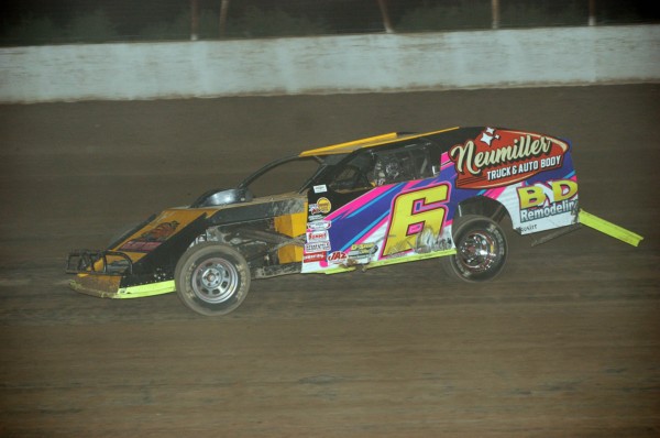 2020 M 6 JAMIE NEUMILLER 717B.jpg
