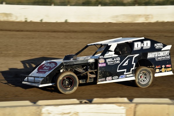 2020 MW 4 DARIN HAUFF 724.jpg