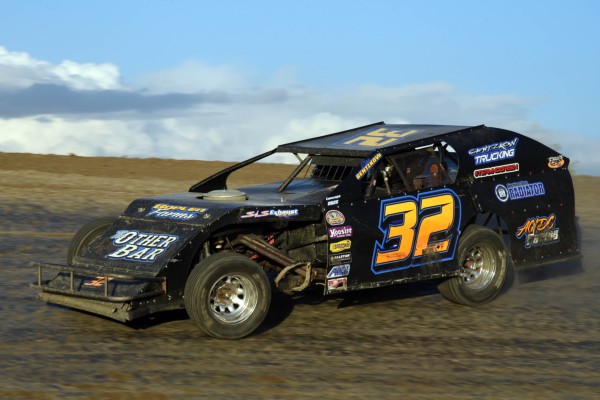 2020 MW 32 CLAY GENTZKOW 926A.jpg