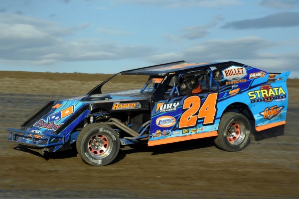 2020 SM 24 KELLY HENDERSON 926.jpg