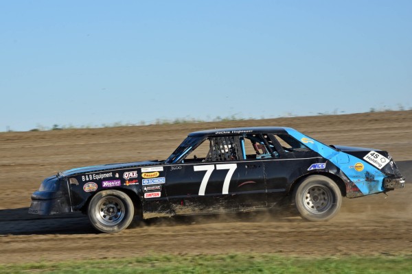 2020 B 77 DAMON HOFTIEZER 814B.jpg