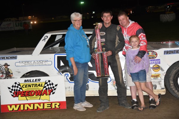 2020 X ST WINNER BROC STOUT 815.jpg