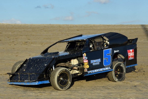 2020 MW 5 ZACH FREDERICK 620A.jpg