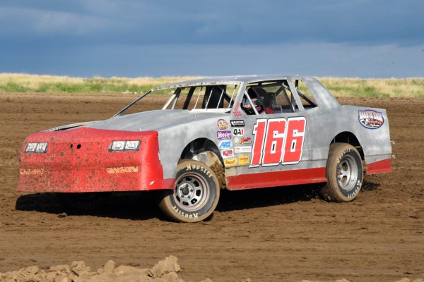 2021 ST 166 JAMES STANDS 529B.jpg