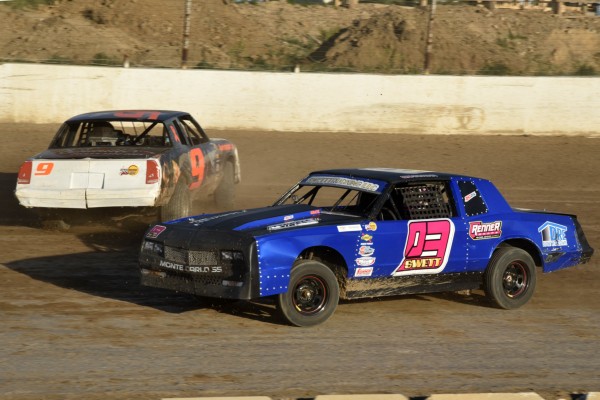 2021 X B SWIFT SWETT AVOIDS A SITUATION 618.jpg