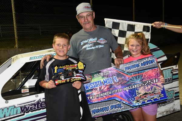 2021 XX WINNER BOB HOLTQUIST 72A.jpg