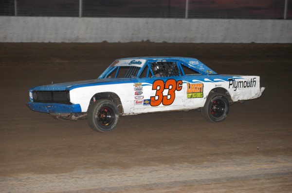2021 B 33 RICKY HUGHES 911.jpg