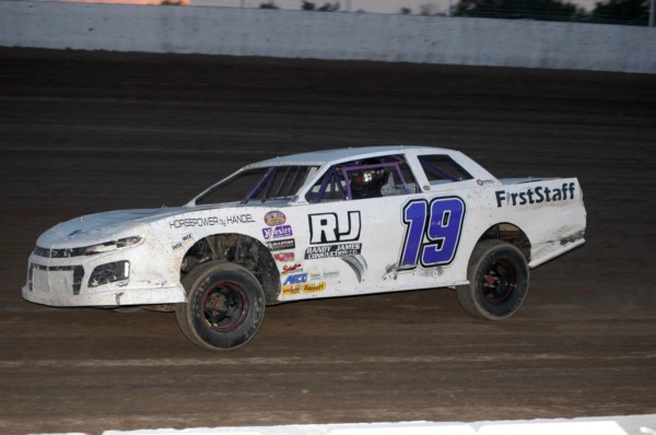 2021 ST 19 KYLE BERTRAM 911A.jpg